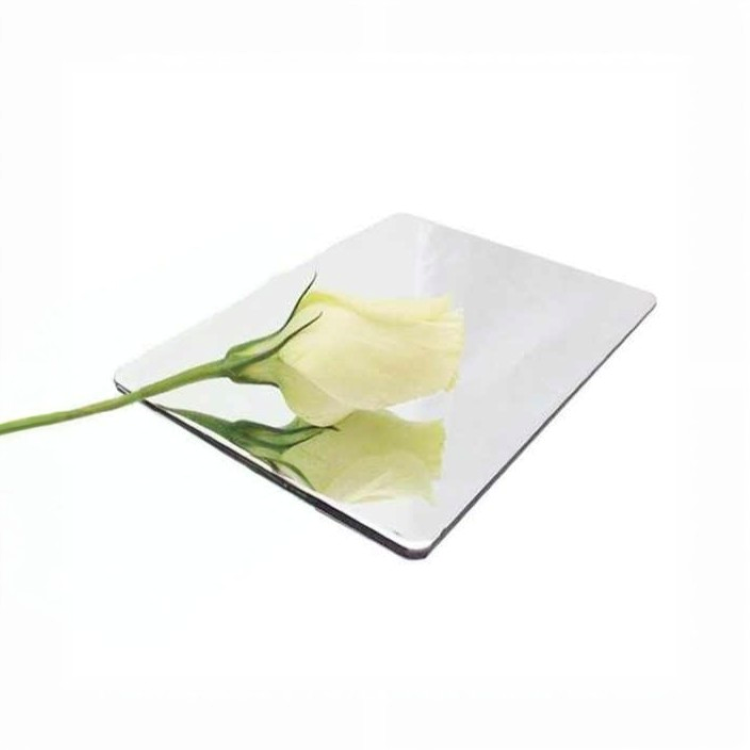 چه چیزی پانل های کامپوزیت آلومینیومی آینه نقره ای را به انتخابی عالی برای پروژه های شما تبدیل می کند